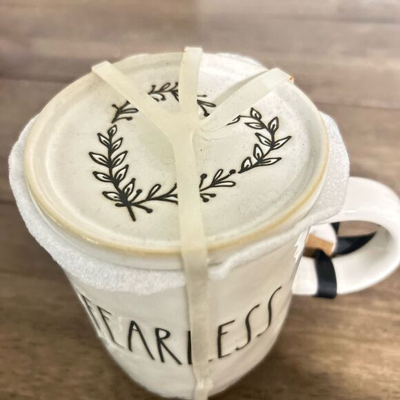 Rae Dunn “FEARLESS” Mug Candle | Artisan Collection | New with Tag - Picture 4 of 7
